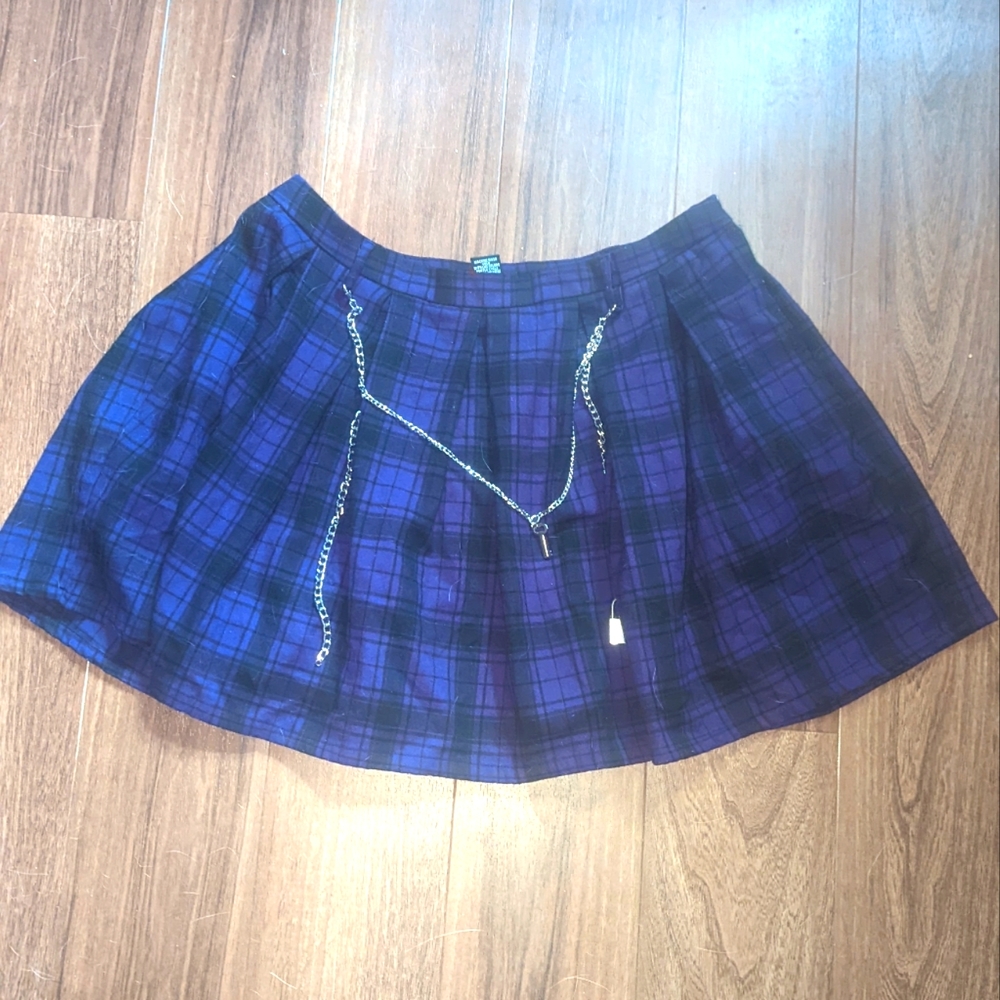 Hot topic skirt